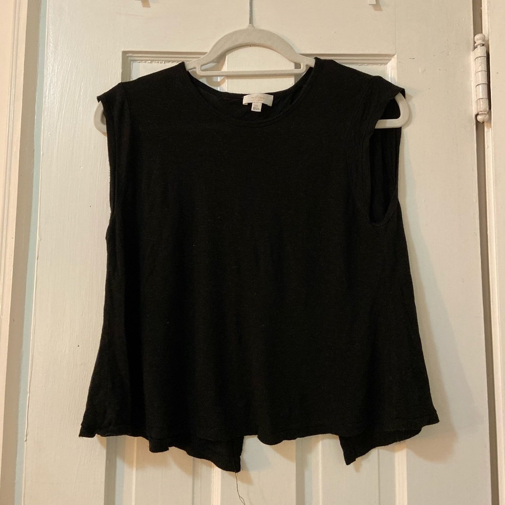 Wilfred muscle tank w open back